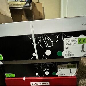 Never UnBoxed Wide Calf, 6.5 W Truffle Color